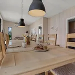 5 Bedroom Amazing In * Haderslev