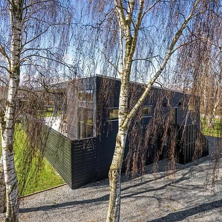 5 Bedroom Amazing In Дом отдыха *