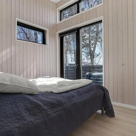 5 Bedroom Amazing In Holiday home *